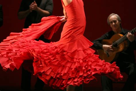  Quimoya's Flamenco Fiesta: A Night of Passion, Controversy, and Unexpected Paella!